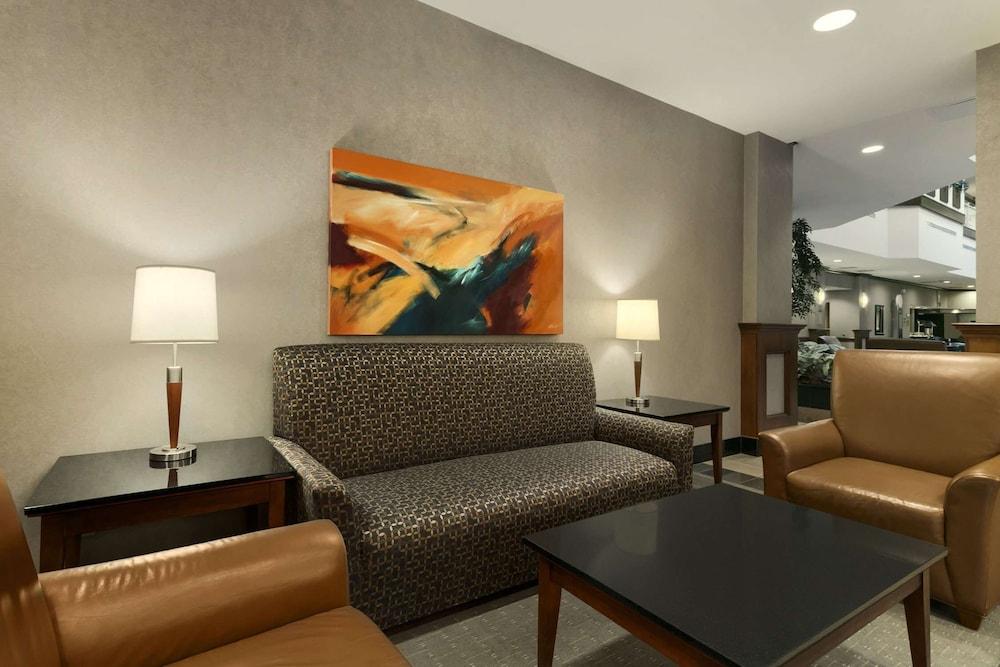 Embassy Suites By Hilton Dulles North Loudoun Экстерьер фото